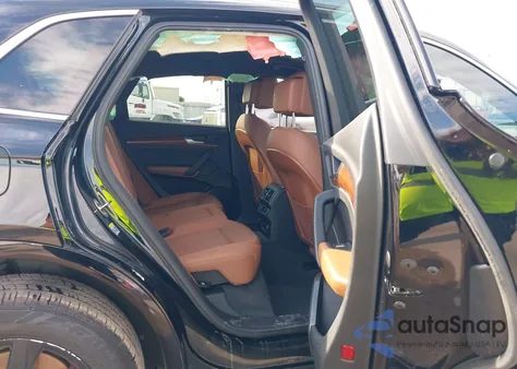 2021 Audi Q5 Premium 45 Tfsi Quattro S Tronic из США, поврежденный, VIN WA1AAAFY3M2013477